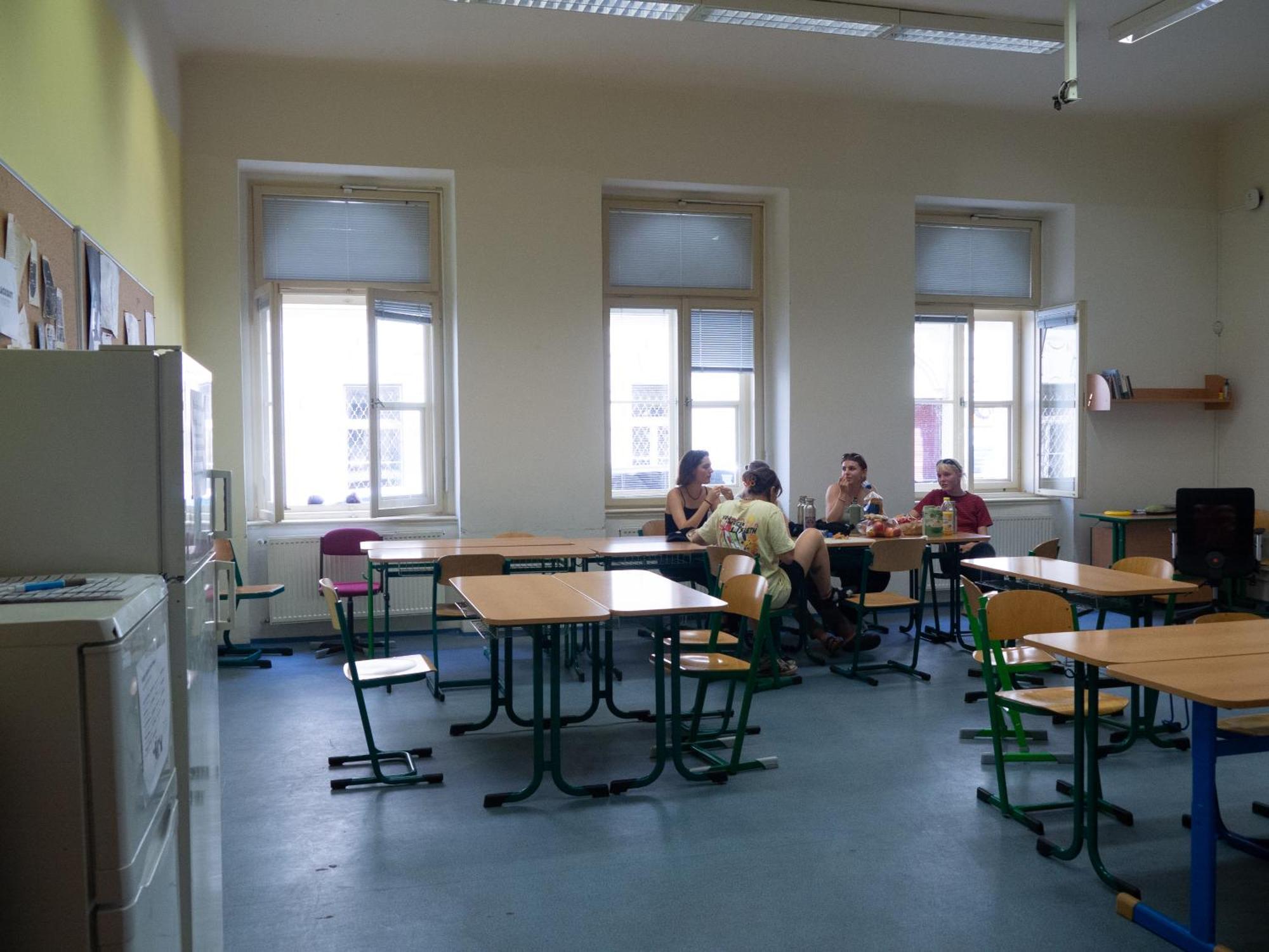 Hostel In School Praga Esterno foto